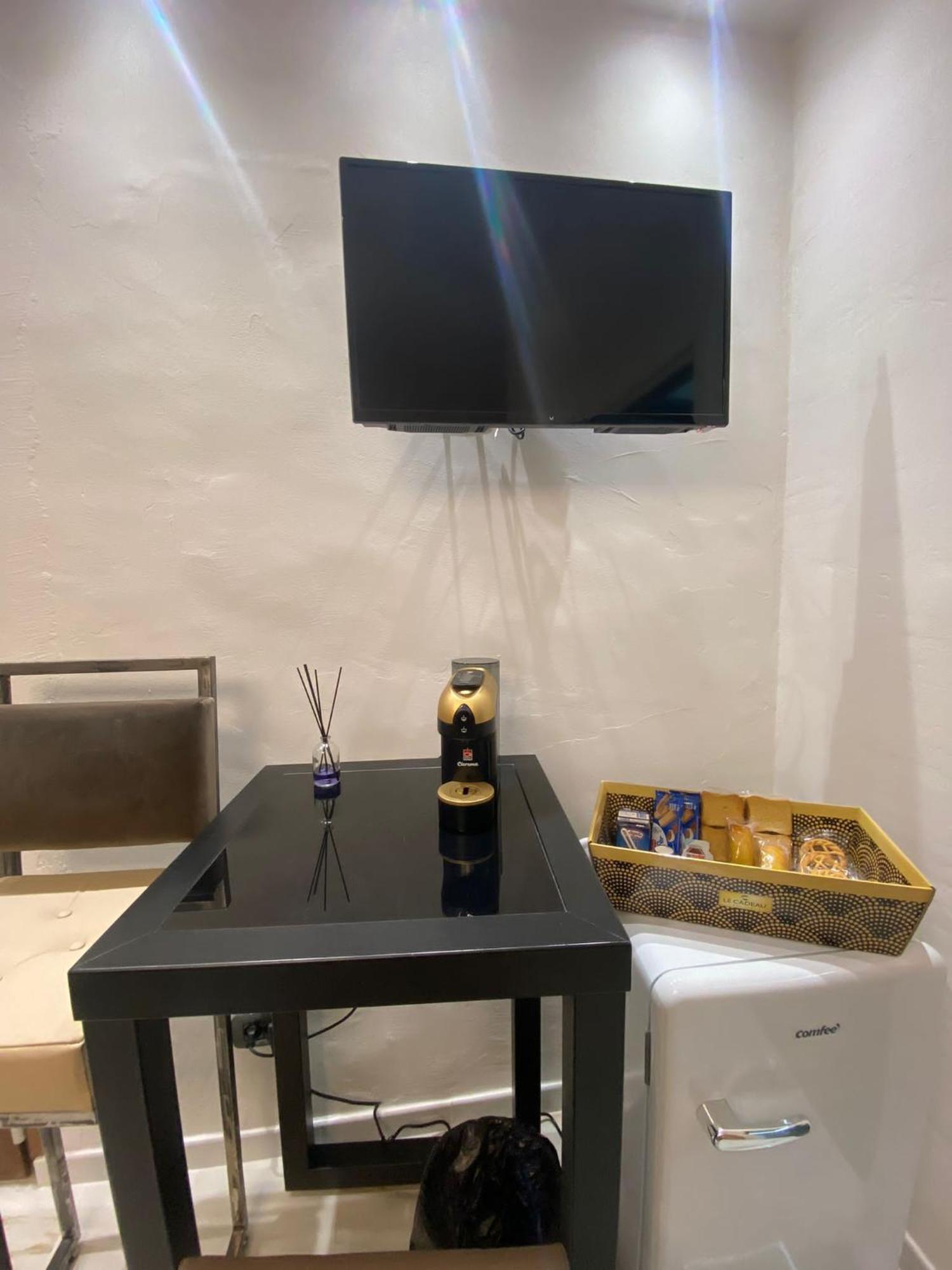 Mada'S Apartment Deluxe バーリ エクステリア 写真